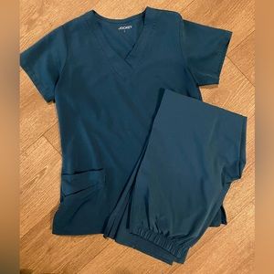 Women’s Jockey Scrubs